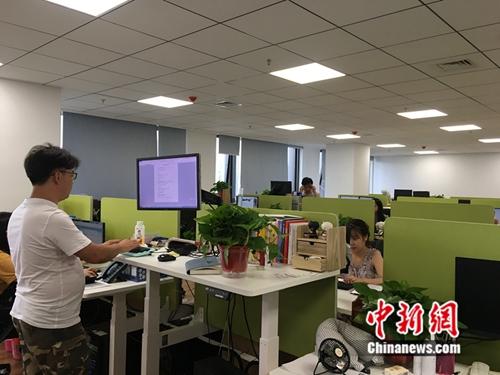 外貿(mào)出口的“鄞州路徑”：從破千萬到破千億厚植開放沃土