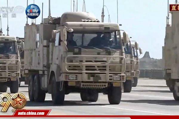 都是硬貨 盤點(diǎn)建軍90周年閱兵上的軍車