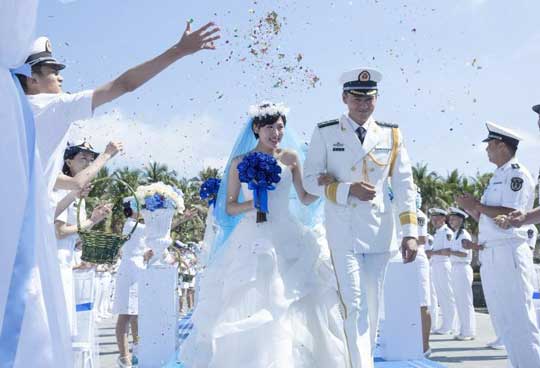 周放《深海利劍》收官得祝福 冰淇淋夫婦甜蜜相守