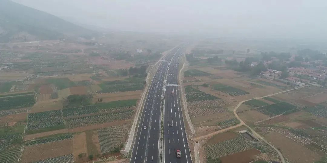 齊魯交通京滬改擴(kuò)建項(xiàng)目首個路段八車道通行